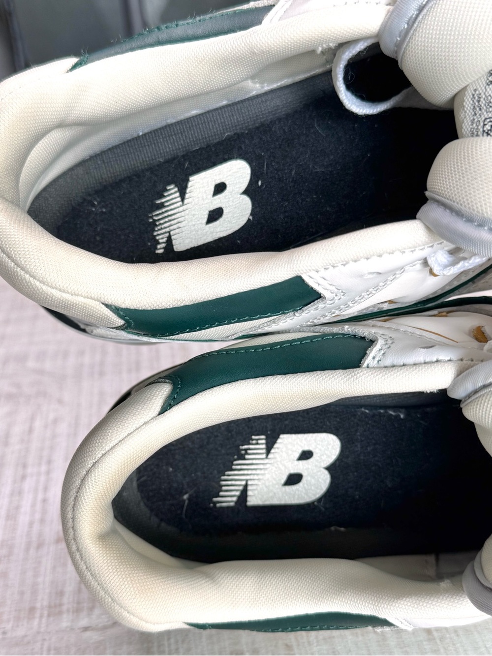 New Balance 550 White Nightwatch Green Grey Sneakers Men’s 6.5 - Picture 9 of 12